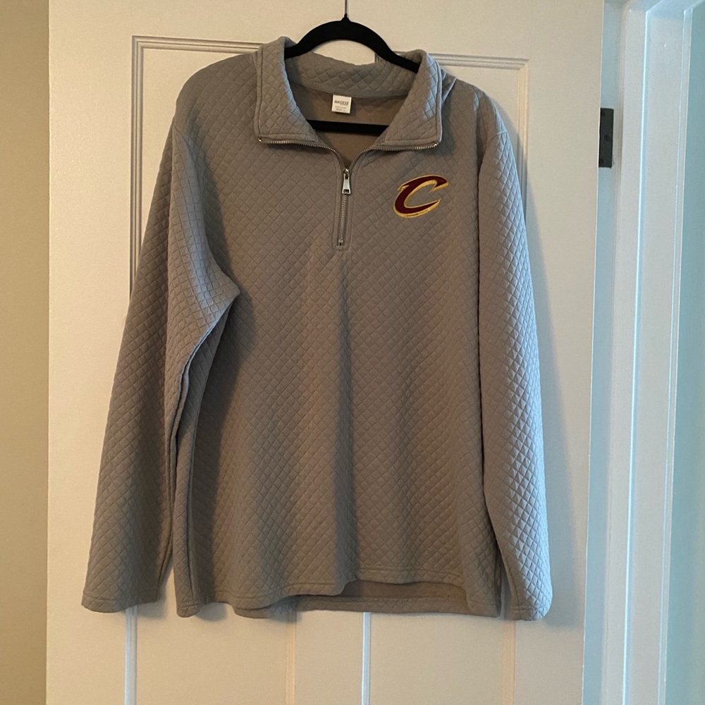 Gray Quilted Cavs Pullover